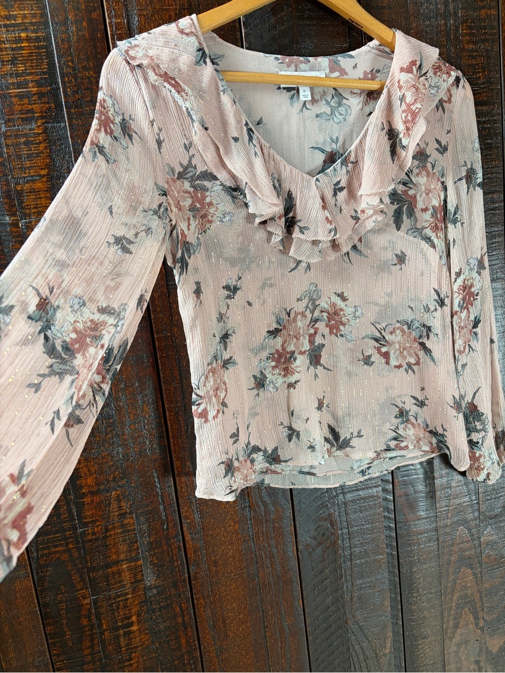 INTERMIX 100% Silk Pink Floral Crinkle Chiffon Cascading Ruffle V-Neck Blouse P